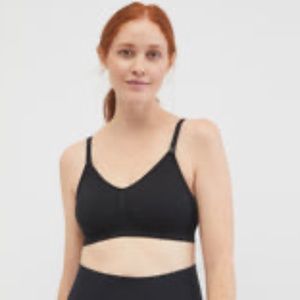 Maidenform Black Seamless Maternity and Nursing Bra Size Medium